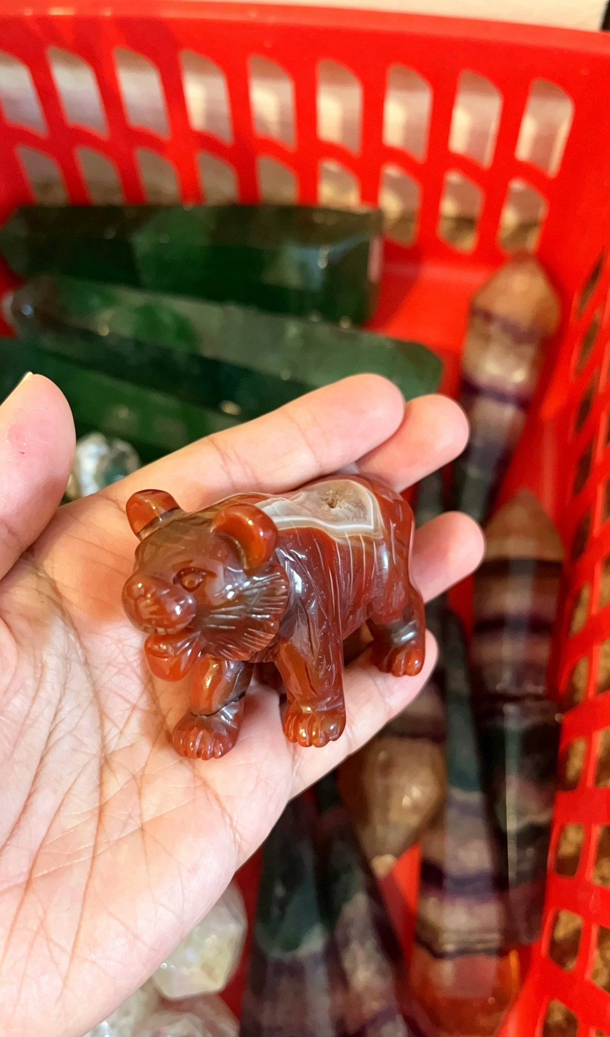 Carnelian tiger caving