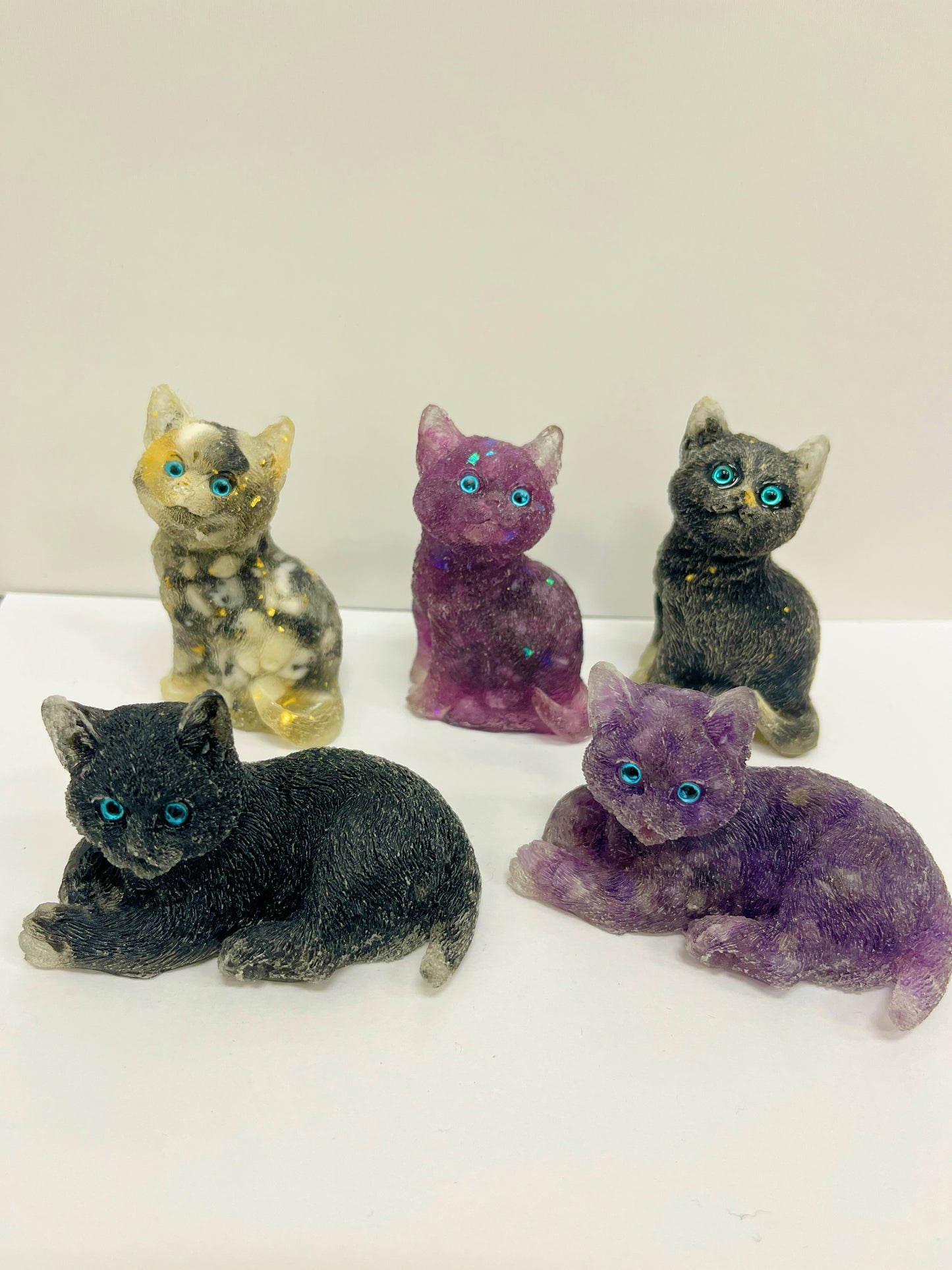 Crystals Cat Resin Crystal Chips Cat handmade