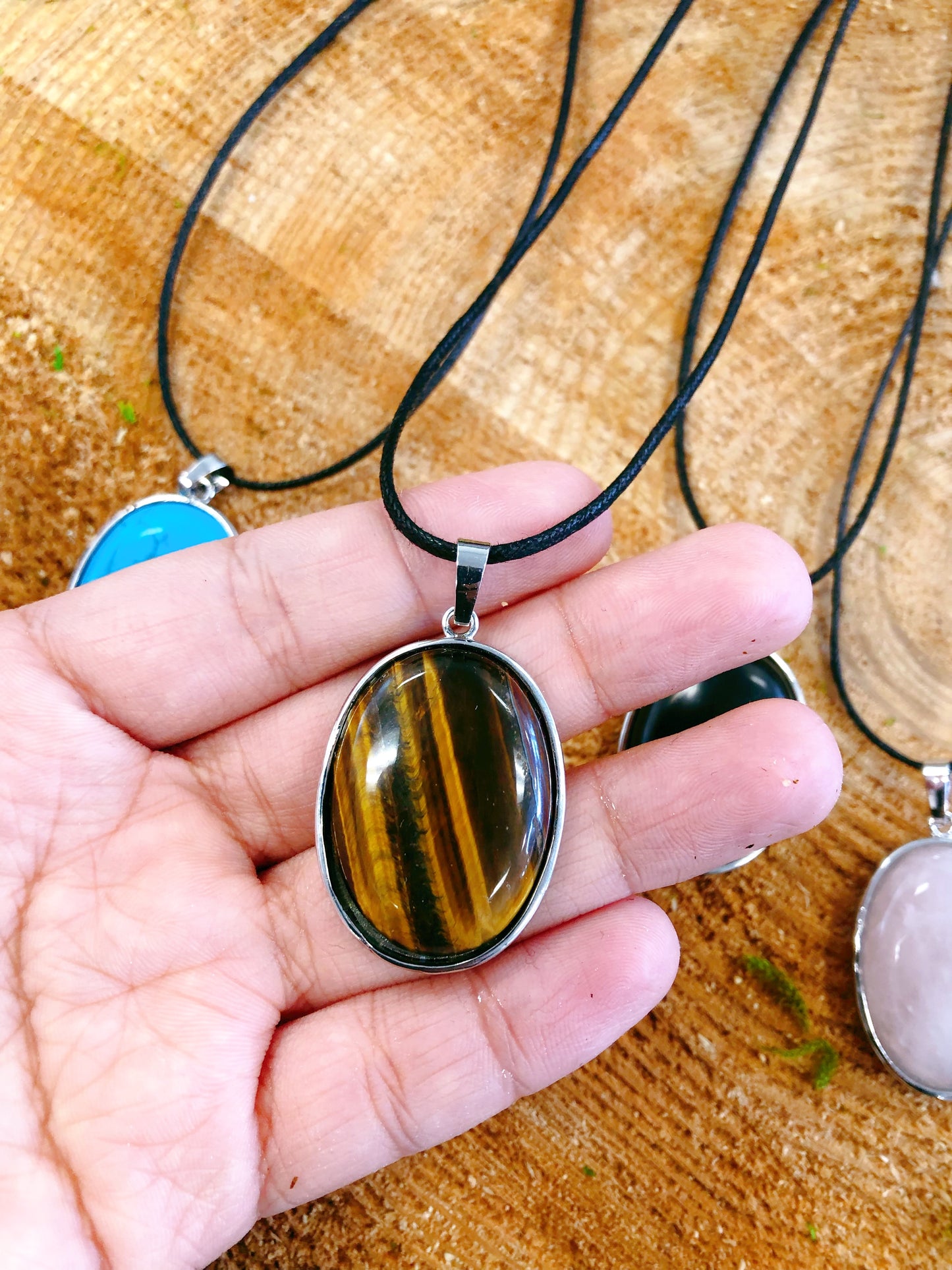 Gemstone necklace