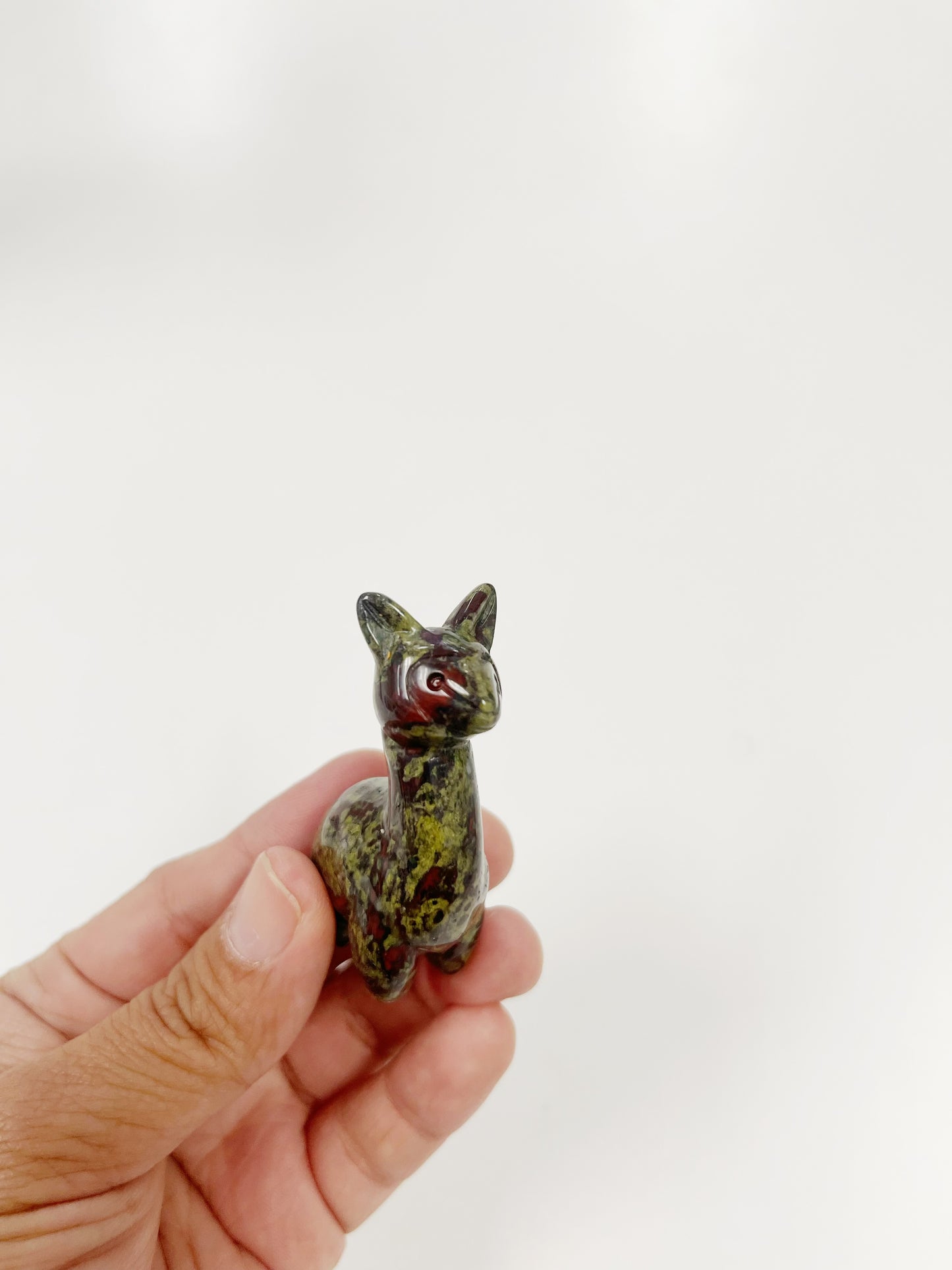 Lama Alpaca Crystal Carving