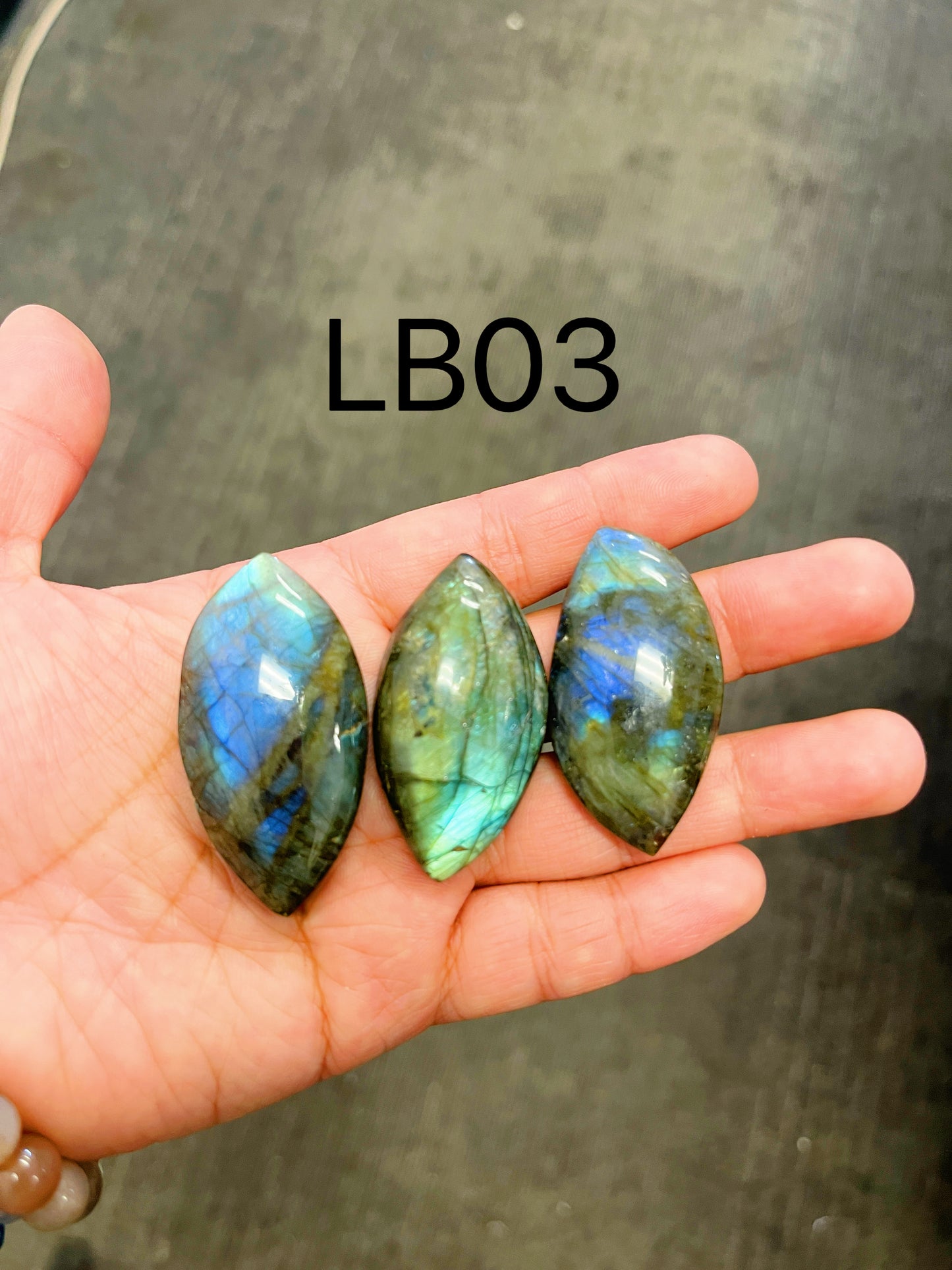 Labradorite Cabachon