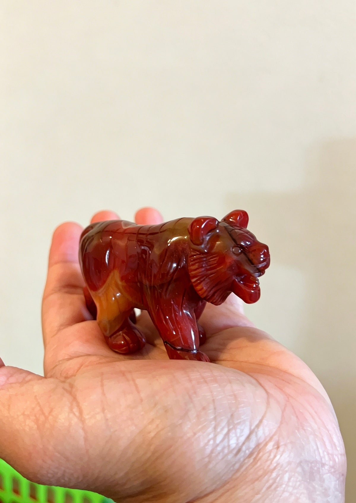 Carnelian tiger caving