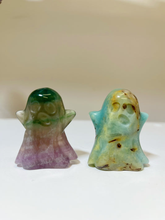 Spooky Ghost Carvings