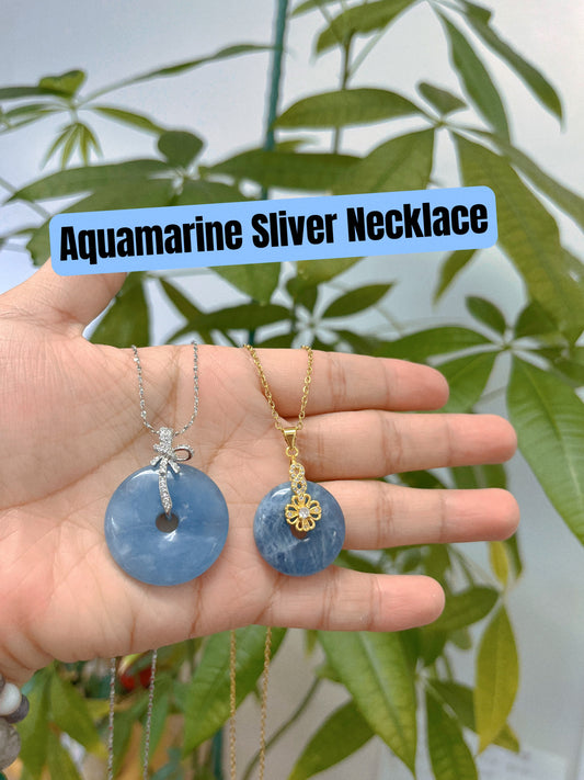 Aquamarine Sliver Necklace