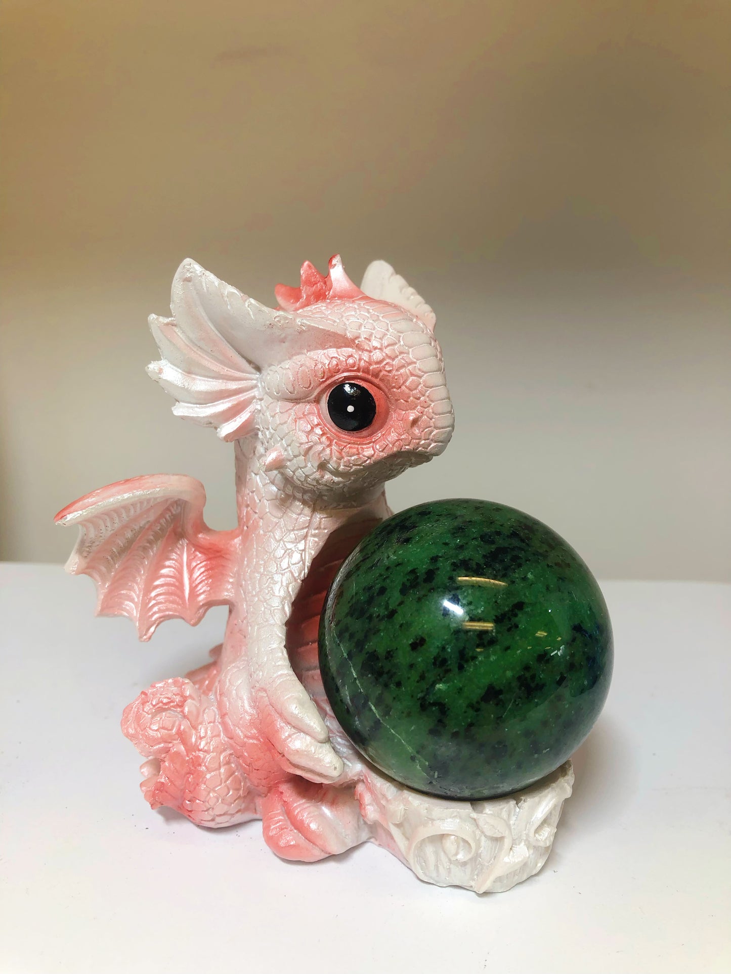 Dragon Sphere Holder